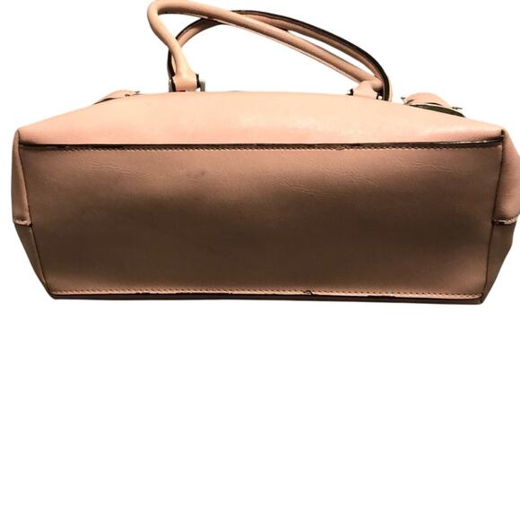 Pink Leather Purse with Silver Buckles - Picture 4 of 8